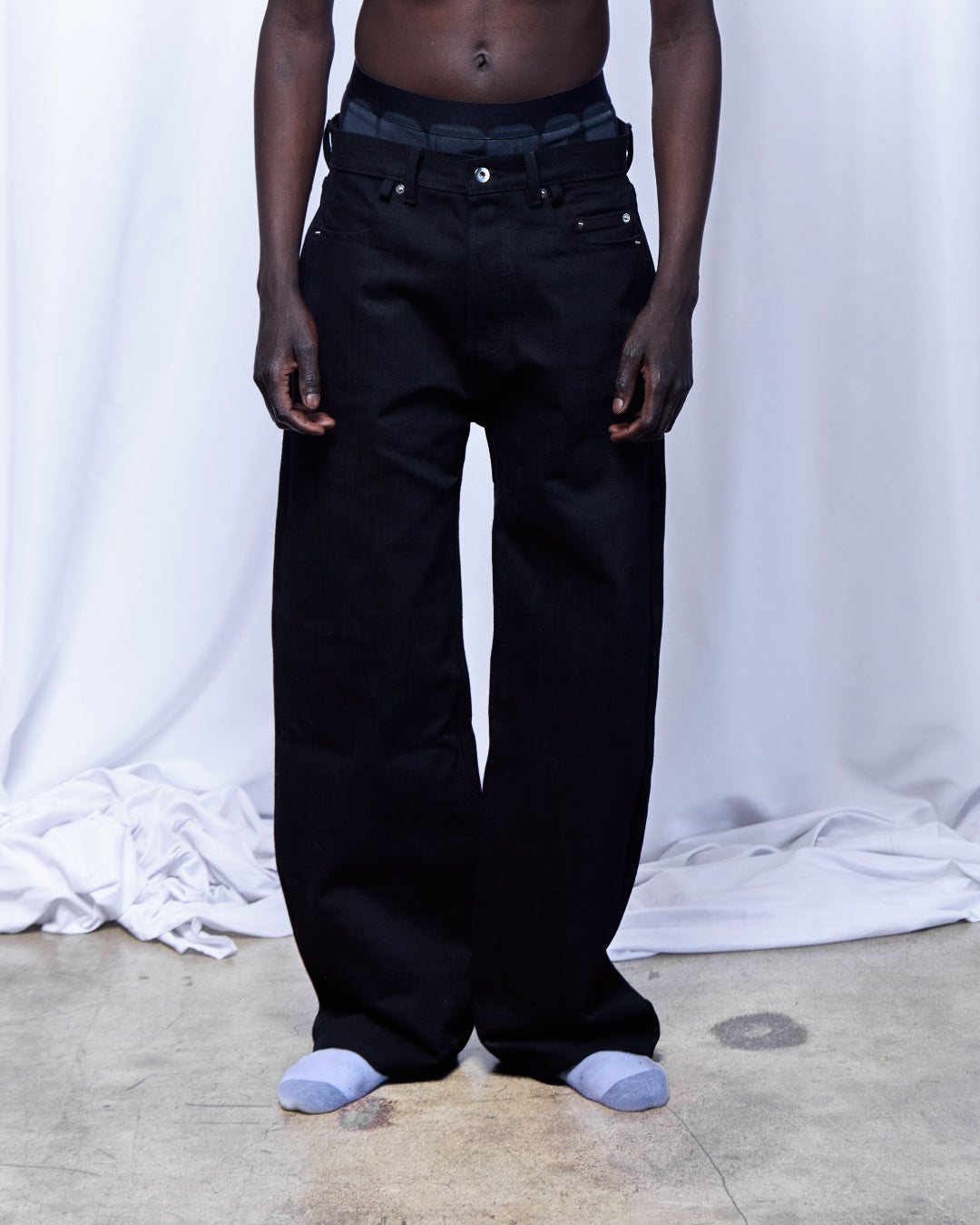 LINE0.1 - BLACK - 16OZ CROSS HATCH DENIM