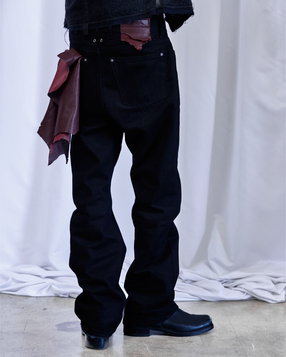 SPINE0.1 - BLACK - 16OZ CROSS HATCH DENIM