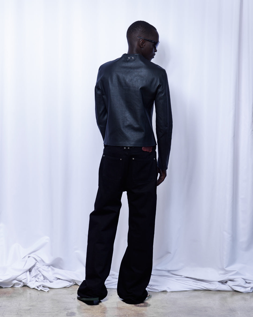 LINE0.1 - BLACK - 16OZ RAW SLUB DENIM (WIDE)