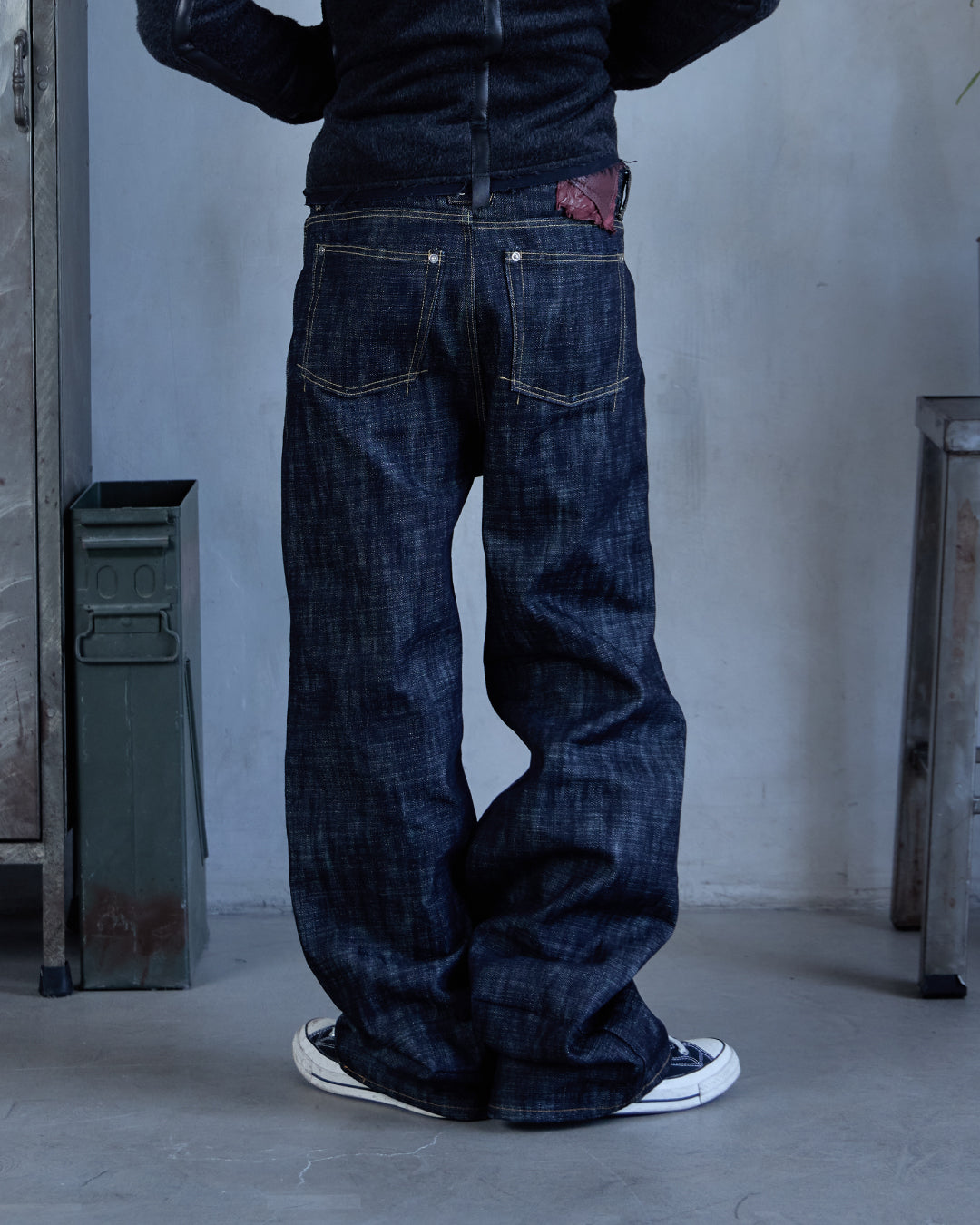 LINE0.1 - INDIGO - 16OZ RAW SLUB DENIM (WIDE)