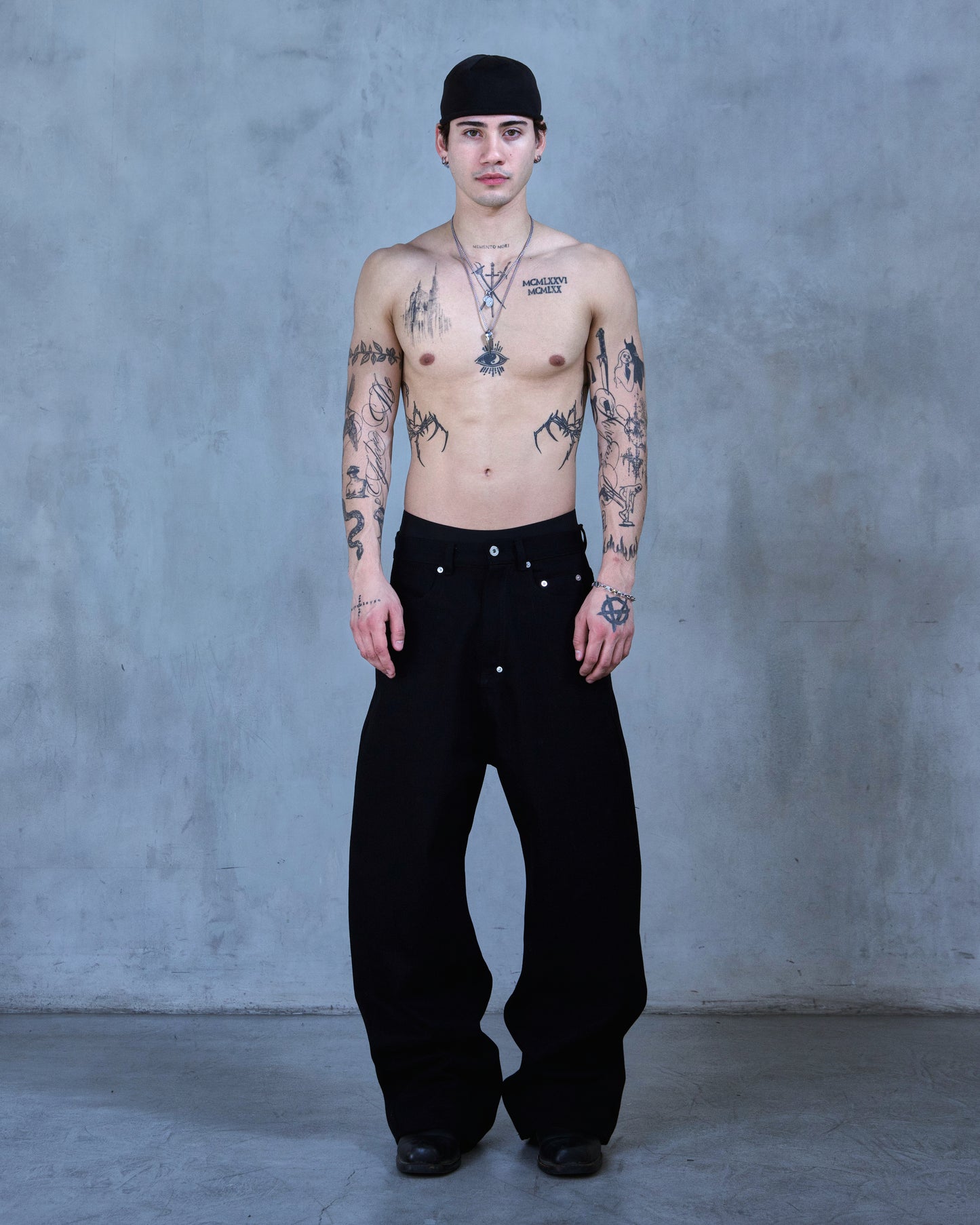 CORE 0.2 - BLACK - BAGGY RAW DENIM