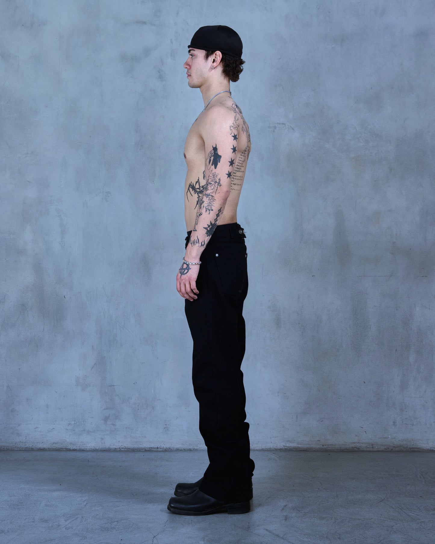 SPINE 0.4 - BLACK - SLIM RAW DENIM
