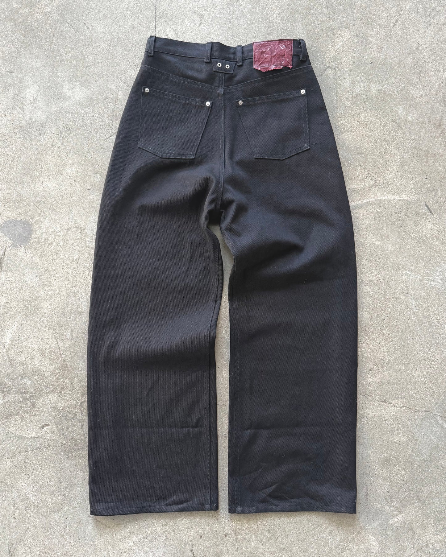 CORE 0.2 - BLACK - BAGGY RAW DENIM