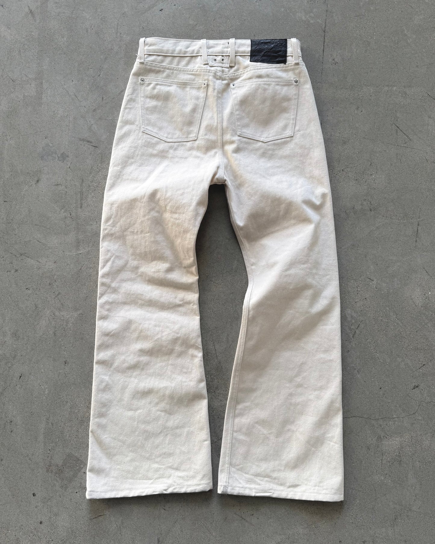BASE 0.2 - NATURAL - BOOTCUT RAW DENIM