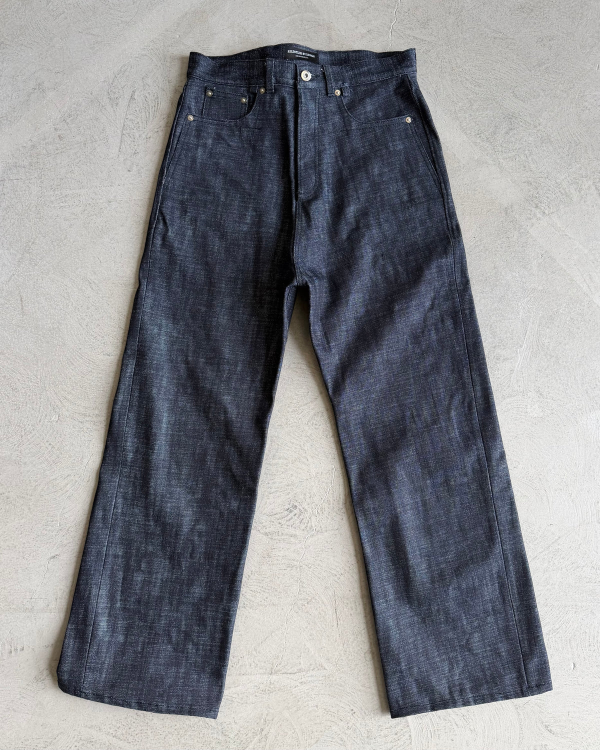 LINE0.1 - INDIGO- 16OZ CROSS HATCH DENIM