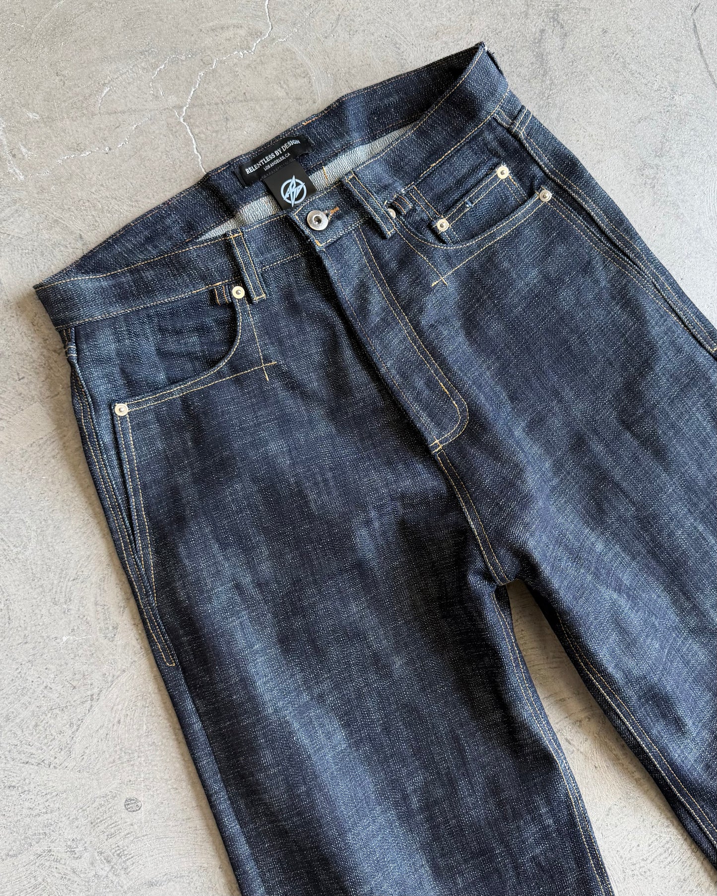 LINE0.1 - INDIGO - 16OZ RAW SLUB DENIM (WIDE)