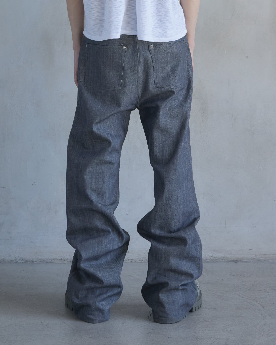BASE0.2 - GRAY - BOOTCUT RAW DENIM (OVERSTOCK)